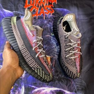 Yeezy Adidas Boost 350 V2 in Yecheil